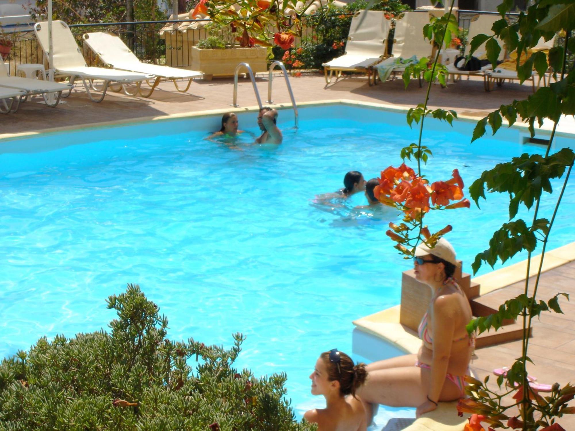 Hotel Afea Agia Marina  Екстер'єр фото