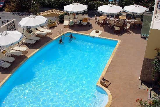 Hotel Afea Agia Marina  Екстер'єр фото